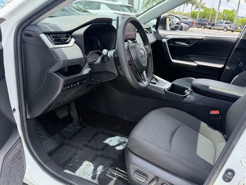 Certified 2023 Toyota RAV4 XLE w/ Convenience Package AWD/4WD image 11