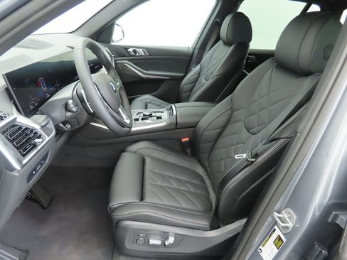 Certified 2026 BMW X5 sDrive40i w/ Parking Assistance Package RWD image 20