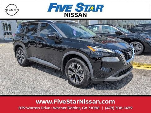 Used 2023 Nissan Rogue SV w/ SV Premium B Package FWD image 1