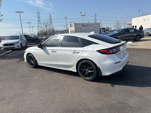 Used 2023 Honda Civic Sport image 16