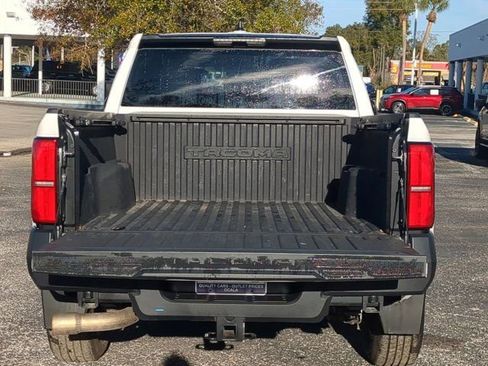 Used 2024 Toyota Tacoma SR image 13