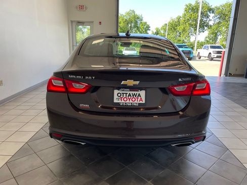 Used 2016 Chevrolet Malibu Premier w/ Driver Confidence Package II FWD image 7