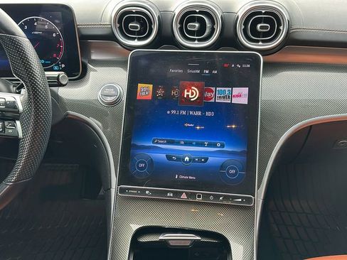 Used 2022 Mercedes-Benz C 300 Sedan image 11