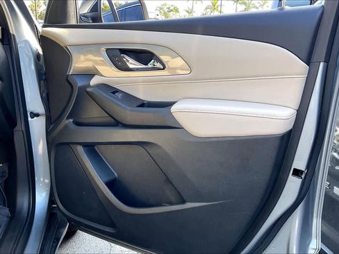 Certified 2023 Chevrolet Traverse LS image 22