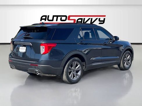 Used 2023 Ford Explorer XLT w/ Equipment Group 202A RWD image 7