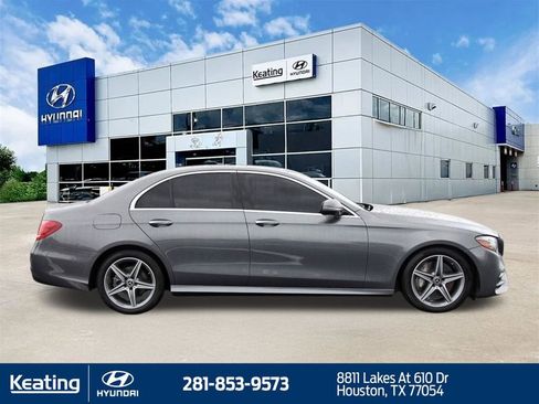 Used 2019 Mercedes-Benz E 300 image 4