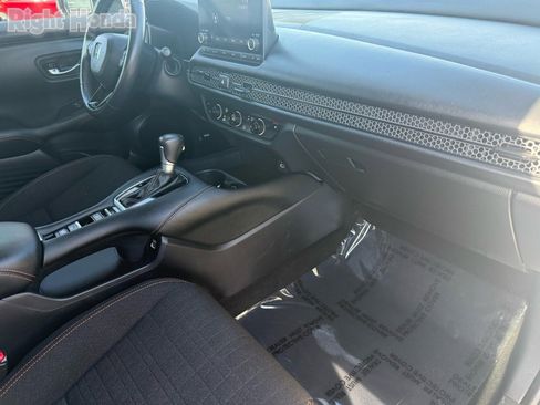 Used 2023 Honda HR-V Sport image 29