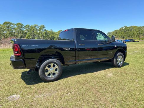 New 2026 RAM 2500 Big Horn AWD/4WD image 3