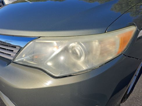 Used 2014 Toyota Camry L image 29