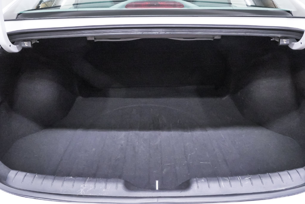 Certified 2026 Hyundai Elantra Sport FWD image 24