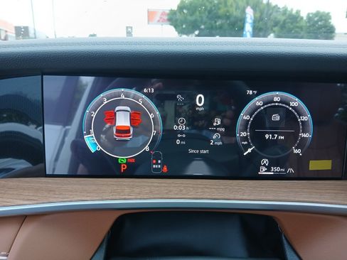 New 2026 Volkswagen Tiguan SEL R-Line AWD/4WD image 15