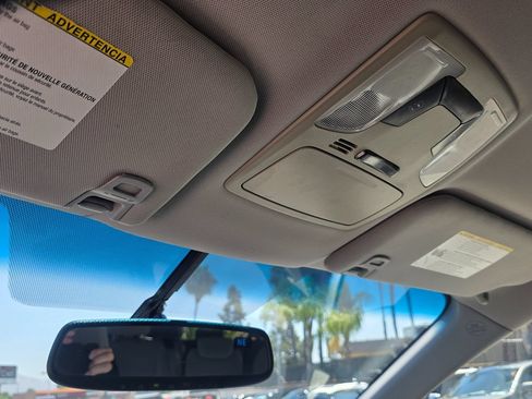 Used 2016 Toyota Sienna LE FWD image 38