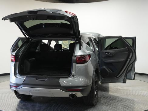 Used 2023 Chevrolet Blazer LT w/ Convenience Package FWD image 12