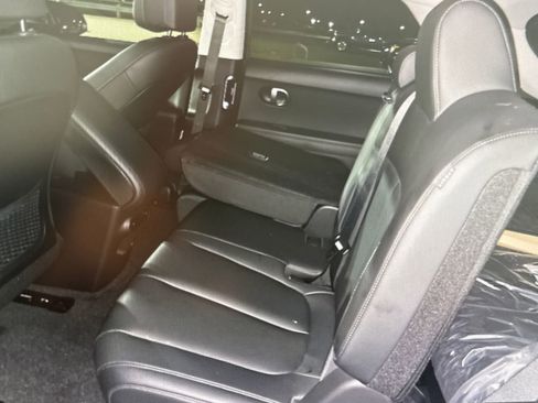Used 2026 Hyundai Ioniq 5 SEL image 8