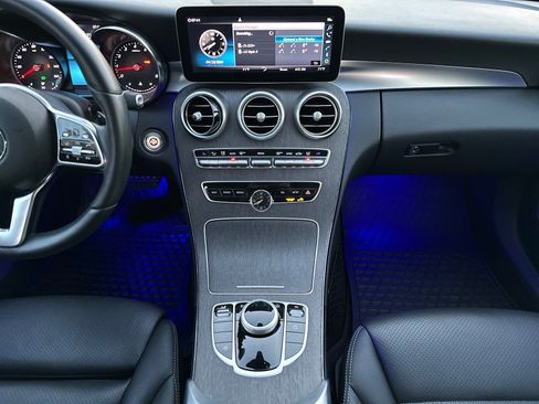 Used 2020 Mercedes-Benz C 300 4MATIC Sedan image 17