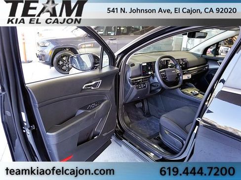 Used 2026 Kia Sportage LX FWD image 40