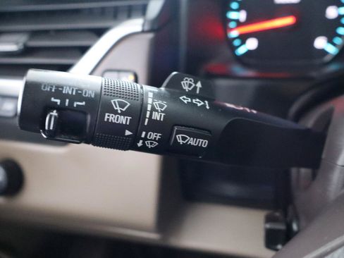 Used 2017 Chevrolet Tahoe Premier RWD image 24