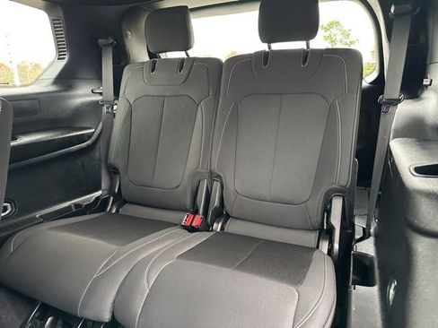 Certified 2024 Jeep Grand Cherokee L Laredo image 35