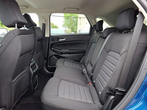 Used 2024 Ford Edge SE w/ Black Appearance Package AWD/4WD image 10