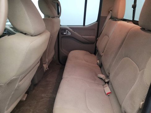 Used 2017 Nissan Frontier SV w/ SV Value Truck Package image 18