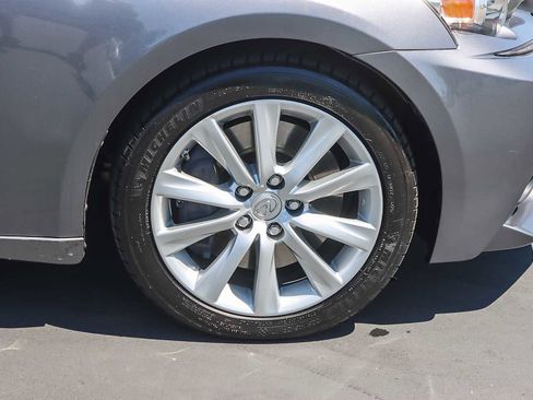 Used 2016 Lexus IS 200t image 9