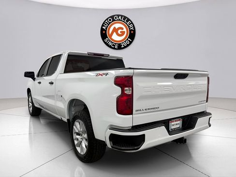 Used 2023 Chevrolet Silverado 1500 Custom image 5