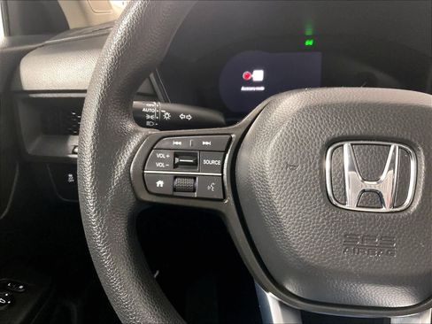 Used 2025 Honda CR-V EX image 23