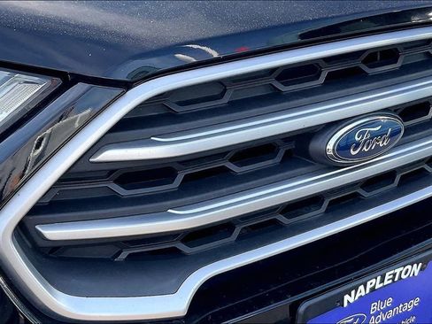 Certified 2018 Ford EcoSport SE w/ SE Convenience Package FWD image 29