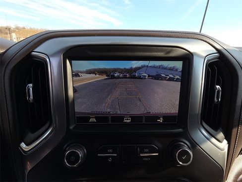 Used 2022 Chevrolet Silverado 1500 LTZ image 23