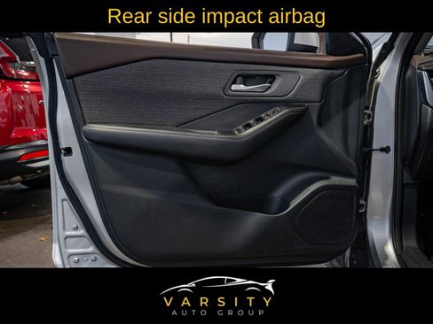 Used 2022 Nissan Rogue SV image 27