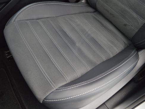Used 2024 Mitsubishi Outlander SE FWD image 29