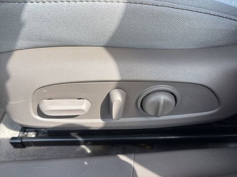 Used 2024 Chevrolet Malibu LT image 16