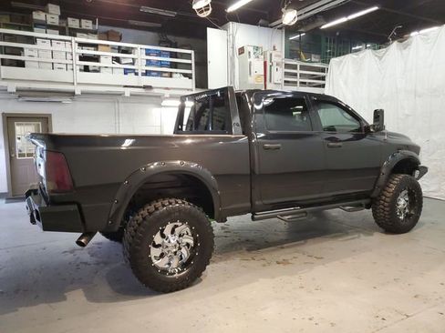 Used 2016 RAM 2500 Tradesman w/ Chrome Appearance Group image 7