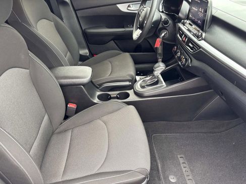 Used 2024 Kia Forte LXS image 20