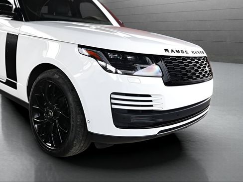 Used 2022 Land Rover Range Rover P525 Westminster Edition image 14