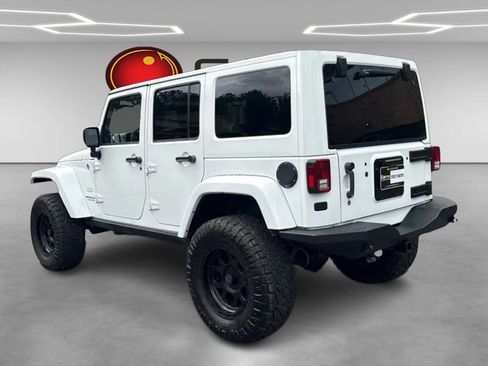 Used 2012 Jeep Wrangler Unlimited Sahara w/ Dual Top Group image 3