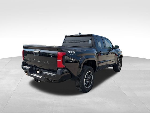 Used 2024 Toyota Tacoma TRD Sport AWD/4WD image 5