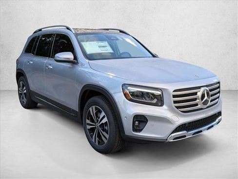 New 2026 Mercedes-Benz GLB 250 image 6