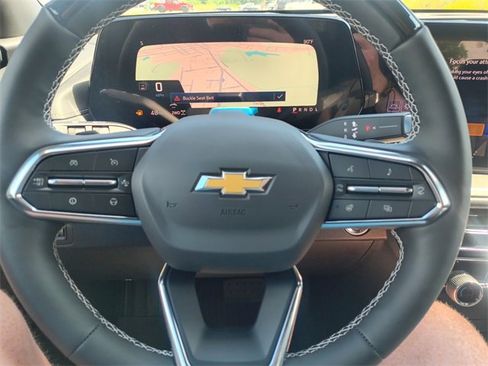 New 2025 Chevrolet Traverse LT w/ Enhanced Driving Package image 20