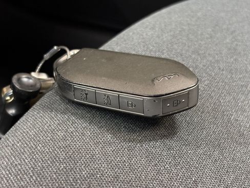 Used 2025 Kia K4 LXS image 21