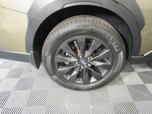 Certified 2025 Subaru Outback Onyx Edition XT image 14