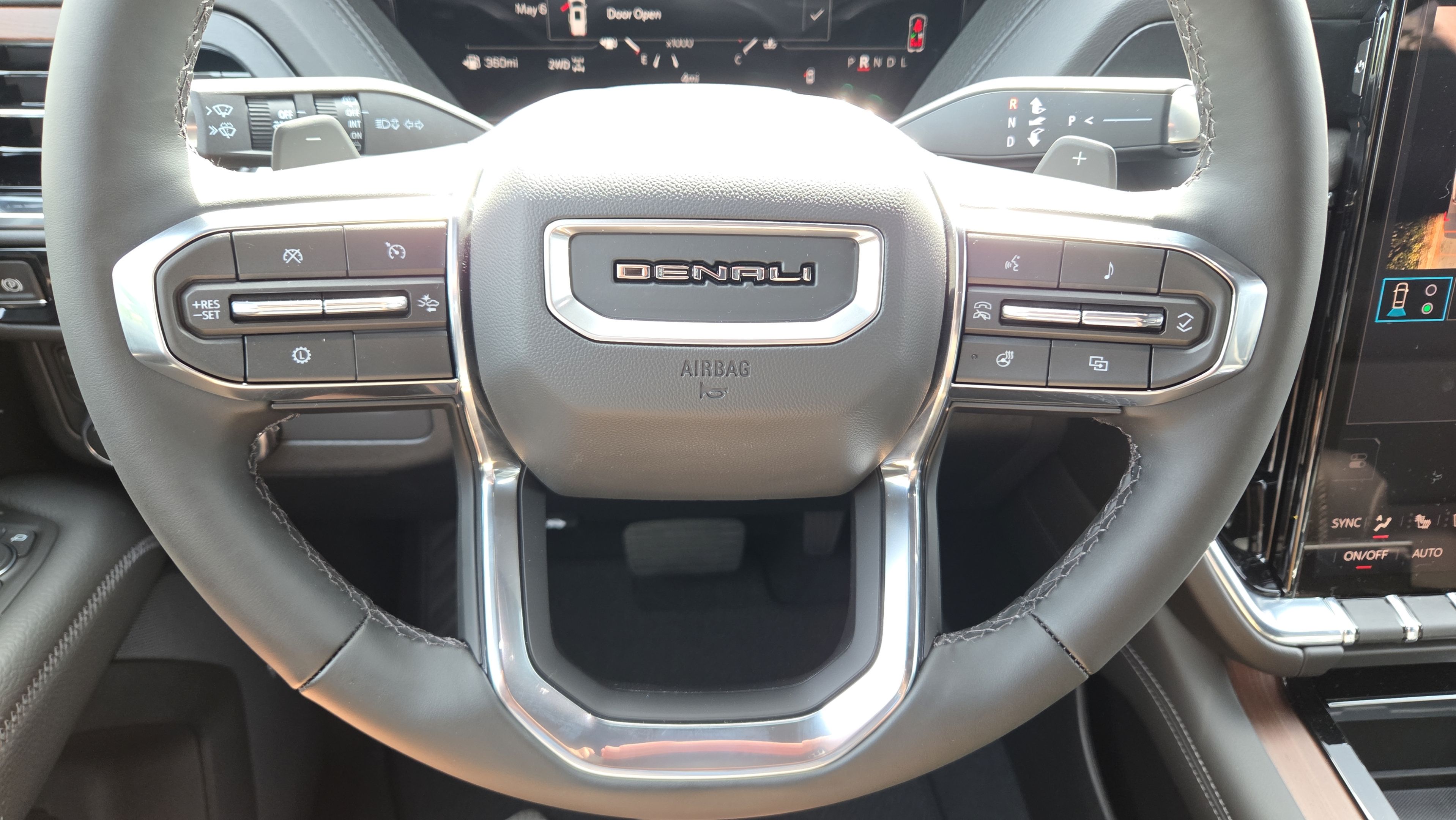New 2026 GMC Yukon Denali AWD/4WD image 26