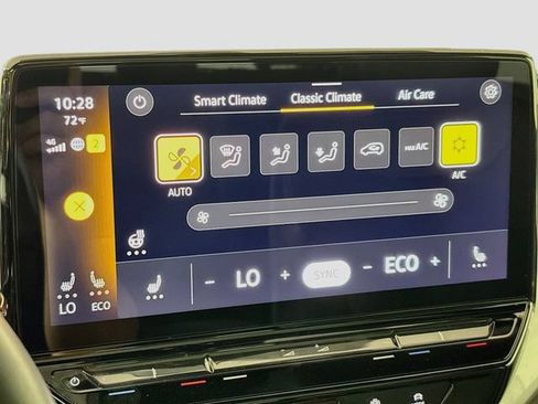 Used 2023 Volkswagen ID.4 Pro S AWD/4WD image 18