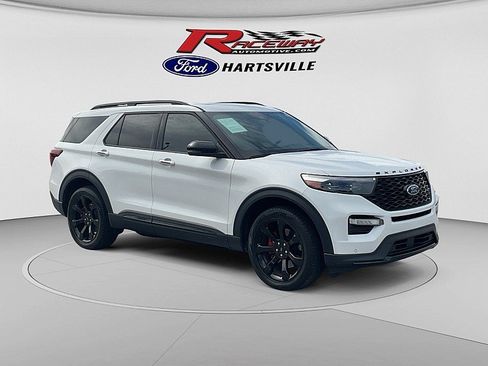 Used 2024 Ford Explorer ST w/ Equipment Group 401A AWD/4WD image 2