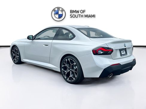 New 2025 BMW 230i Coupe image 4