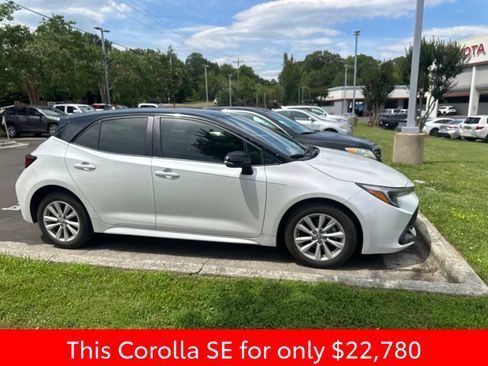 Used 2023 Toyota Corolla SE FWD image 7