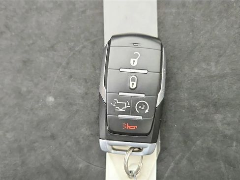 Used 2021 RAM 1500 Laramie image 21