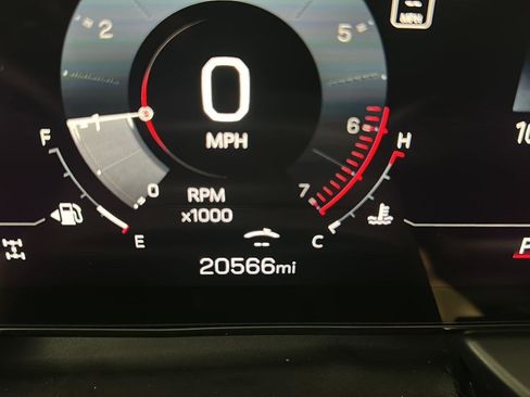 Used 2025 GMC Terrain Elevation image 11