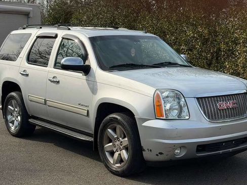 Used 2013 GMC Yukon SLT image 9