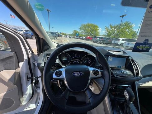 Used 2016 Ford Escape SE w/ Equipment Group 201A FWD image 36